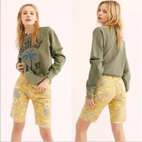 NWOT Free People Alani Floral Print Cutoff Shorts Size 25 - Picture 2 of 5